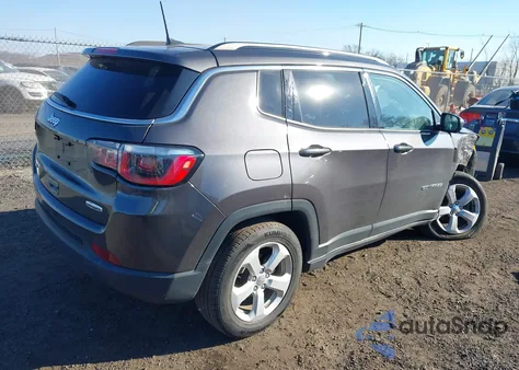 2018 Jeep Compass Latitude 4X4 из США, поврежденный, VIN 3C4NJDBB3JT103703